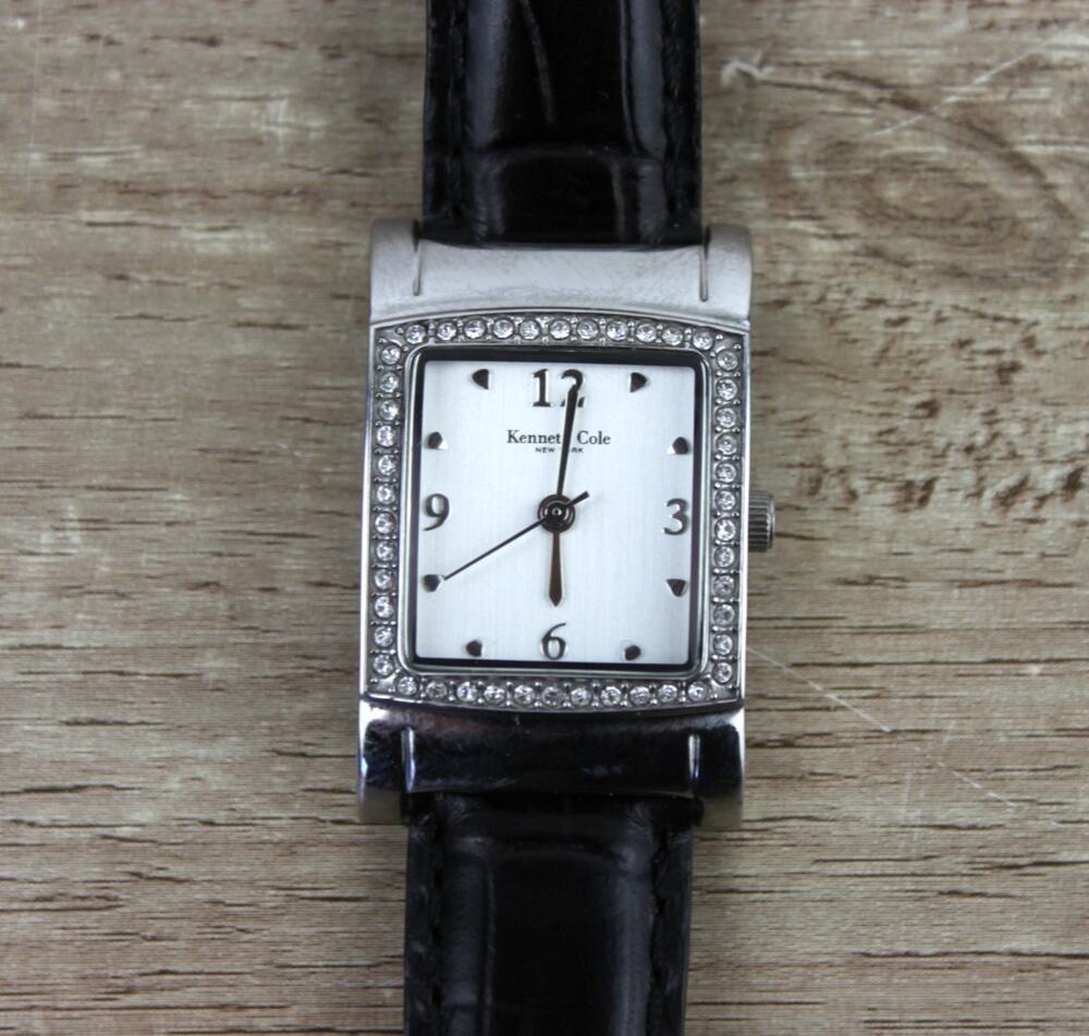 Kenneth Cole New York Women's Quartz Watch Leather Band KC2334 - Excellent Cond.